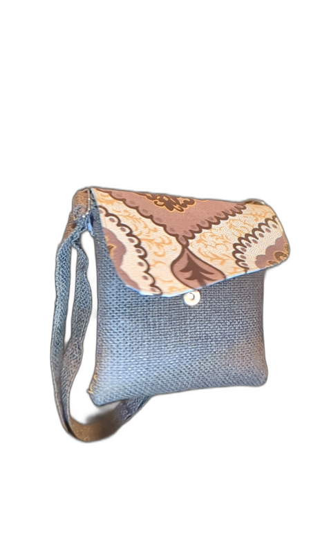 brown-fabric-ladies-bag 16